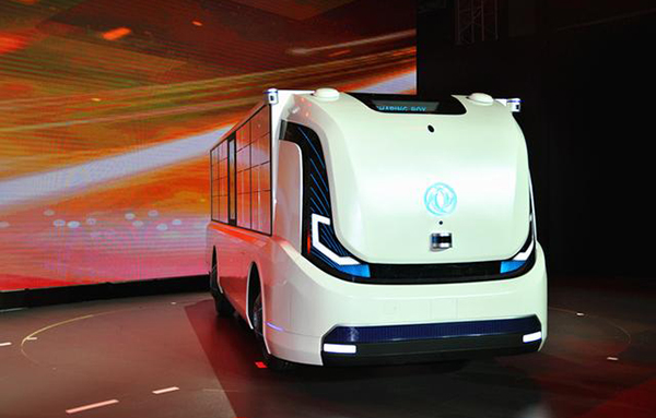 東風汽車(che)股份髮(fa)布全面“國(guo)六”标準的(de)六大(da)産(chan)品(pin)